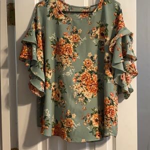 Floral ruffle sleeve top
